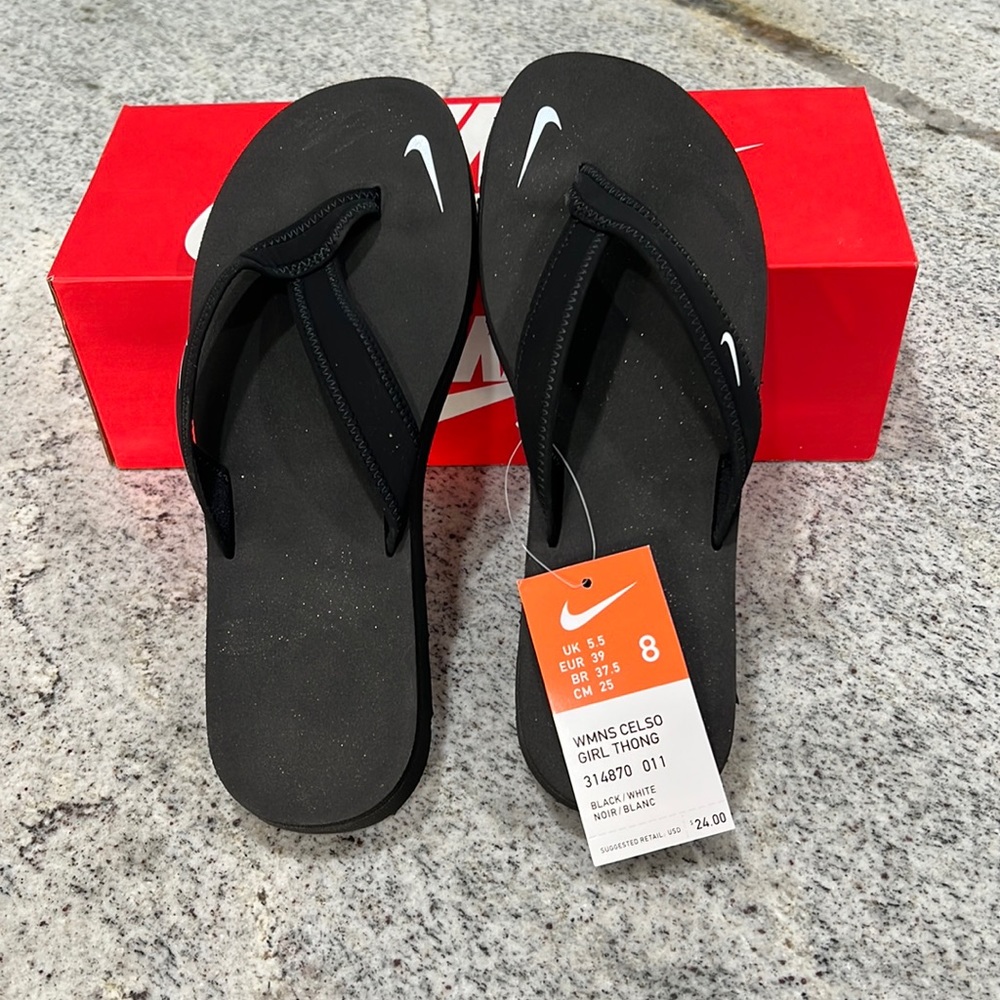 Nike Celso Thong